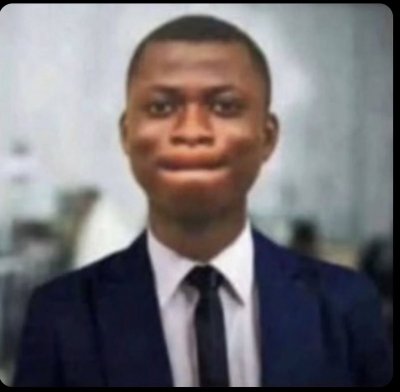 Watch Frosh ☄️'s leaked NSFW photo on TwXstars