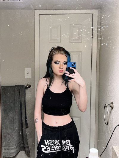 Watch 𝕭𝖚𝖓𝖓𝖎 𝕷𝖞𝖓𝖓's leaked NSFW photo on TwXstars