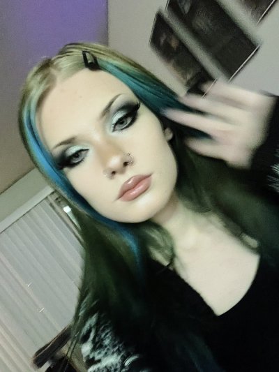 Watch 𝕭𝖚𝖓𝖓𝖎 𝕷𝖞𝖓𝖓's leaked NSFW photo on TwXstars