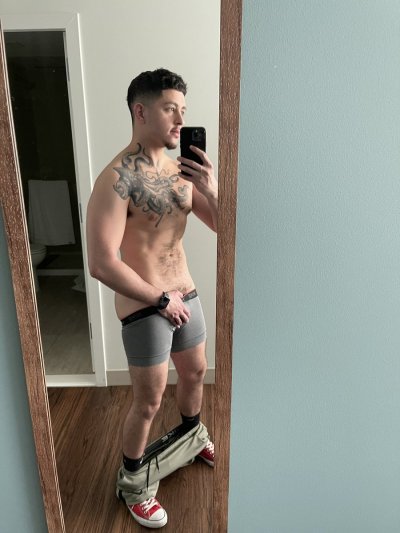Watch Angelo's leaked NSFW photo on TwXstars