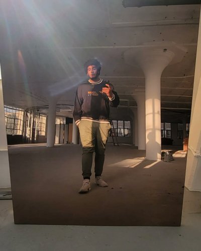 Watch XAV.'s leaked NSFW photo on TwXstars