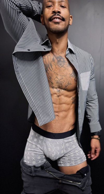 Watch BigSeitan Ⓥ's leaked NSFW photo on TwXstars