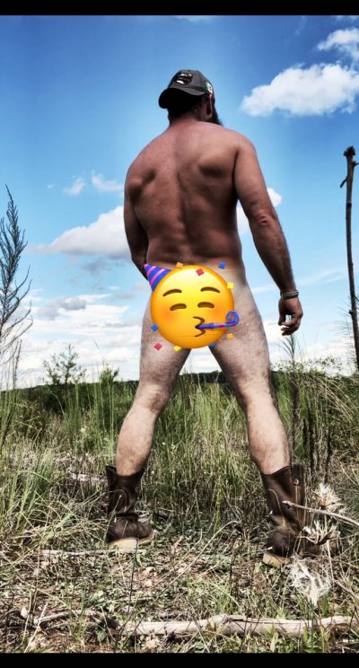 Watch Antlerfinder's leaked NSFW photo on TwXstars