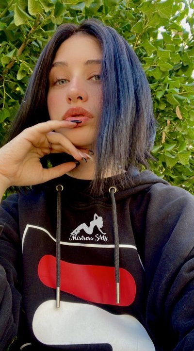 Watch ♛ 𝐆𝐎𝐃𝐃𝐄𝐒𝐒 𝐒𝐓𝐄𝐅𝐘 ♛ OnlyFans 12.99$'s leaked NSFW photo on TwXstars