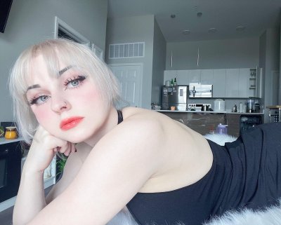 Watch Lauren 🧚🏻‍♀️'s leaked NSFW photo on TwXstars