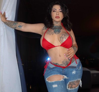 Watch Azita's leaked NSFW photo on TwXstars