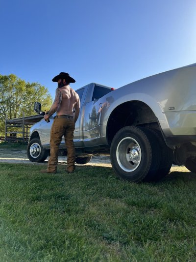 Watch Antlerfinder's leaked NSFW photo on TwXstars