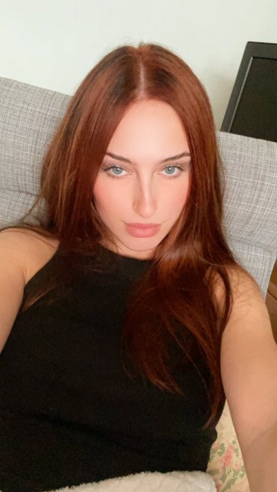 Watch Marnie Victoria's leaked NSFW photo on TwXstars