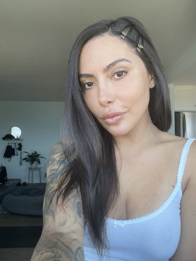 Watch Lela Star's leaked NSFW photo on TwXstars