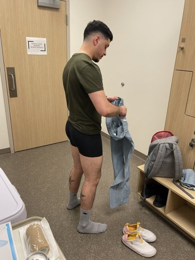 Watch Angelo's leaked NSFW photo on TwXstars