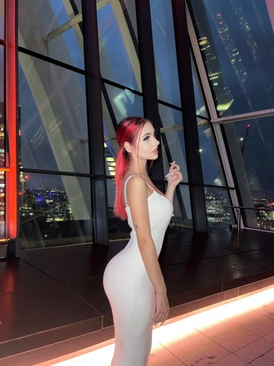 Watch kitty's leaked NSFW photo on TwXstars