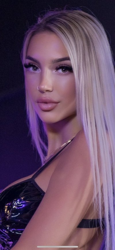 Watch 𝘗𝘦𝘢𝘤𝘩𝘪𝘦 🍑's leaked NSFW photo on TwXstars