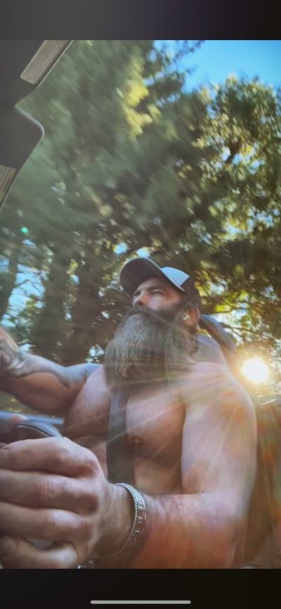 Watch Antlerfinder's leaked NSFW photo on TwXstars