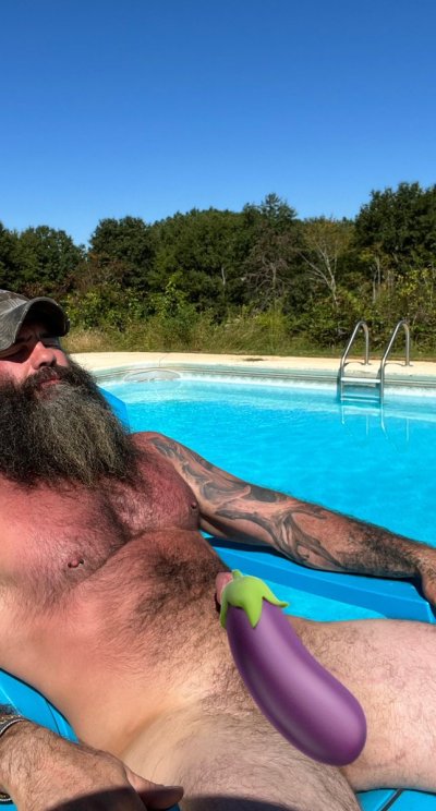 Watch Antlerfinder's leaked NSFW photo on TwXstars