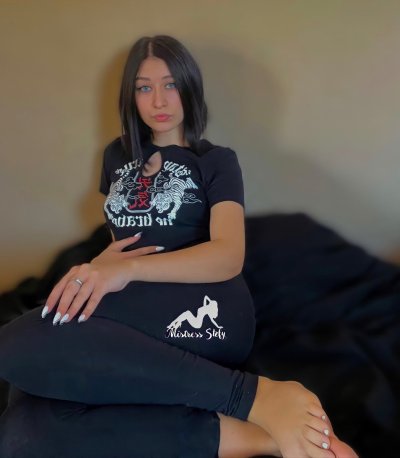 Watch ♛ 𝐆𝐎𝐃𝐃𝐄𝐒𝐒 𝐒𝐓𝐄𝐅𝐘 ♛ OnlyFans 12.99$'s leaked NSFW photo on TwXstars