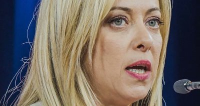 Watch Attitude Magazine's leaked NSFW photo on TwXstars