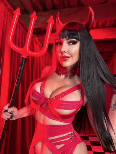 Watch Darshelle Stevens's leaked NSFW photo on TwXstars