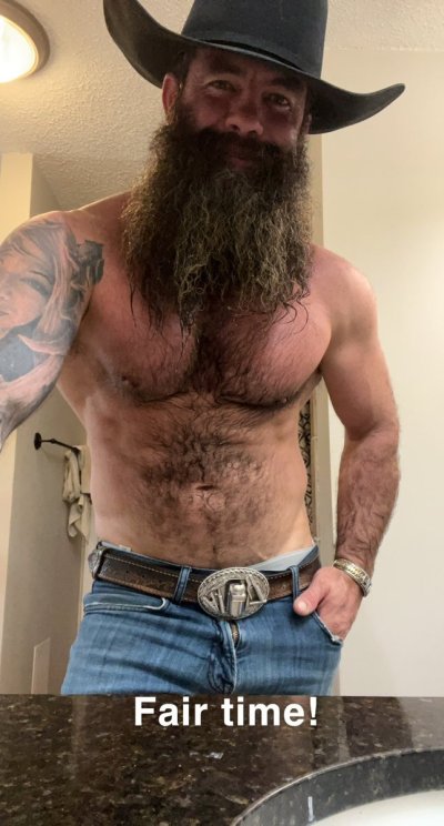 Watch Antlerfinder's leaked NSFW photo on TwXstars