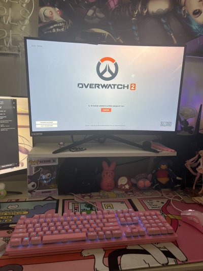 Watch Blodvy's leaked NSFW photo on TwXstars