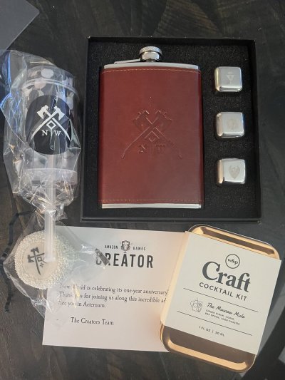 Watch Towelliee's leaked NSFW photo on TwXstars