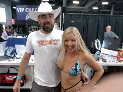 Watch hardworkertn's leaked NSFW photo on TwXstars