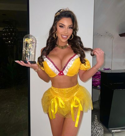 Watch Lauren Blake's leaked NSFW photo on TwXstars