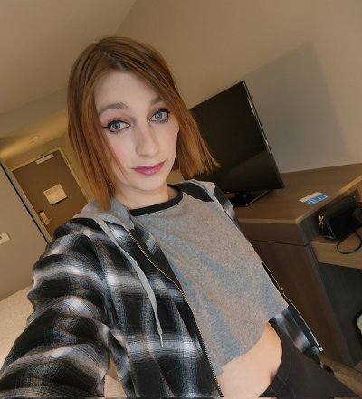 Watch Vera Special's leaked NSFW photo on TwXstars