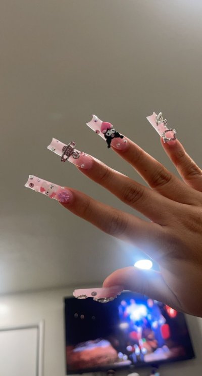 Watch Alice Ashley 🧸's leaked NSFW photo on TwXstars