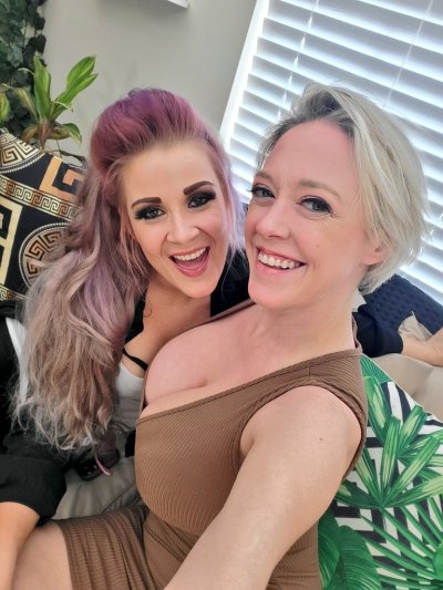 Watch Dee Williams 💕's leaked NSFW photo on TwXstars