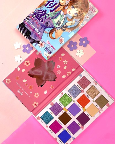 Watch Angie Faith's leaked NSFW photo on TwXstars