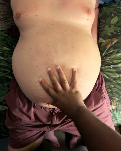 Watch big boy's leaked NSFW photo on TwXstars