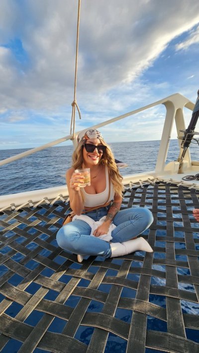 Watch Kissa Sins's leaked NSFW photo on TwXstars