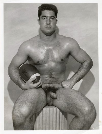 Watch TheGuySite.com's leaked NSFW photo on TwXstars