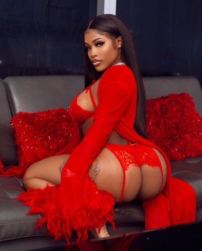 Watch DimeRacks💰💸🤑's leaked NSFW photo on TwXstars