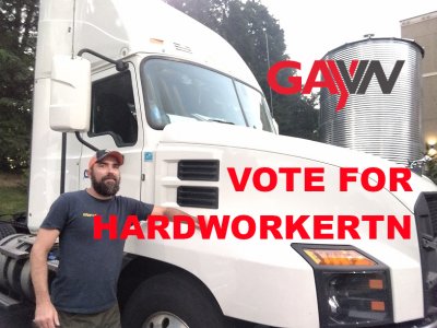 Watch hardworkertn's leaked NSFW photo on TwXstars