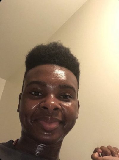 Watch Yazybeats👨🏾‍💻🏁's leaked NSFW photo on TwXstars