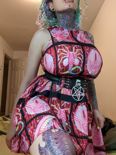 Watch Ariane Saint-Amour's leaked NSFW photo on TwXstars