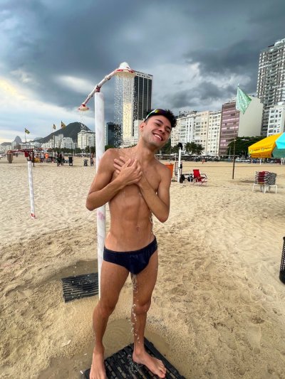 Watch Hanry's leaked NSFW photo on TwXstars