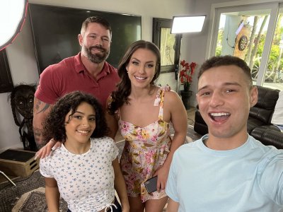 Watch Mandy Waters's leaked NSFW photo on TwXstars