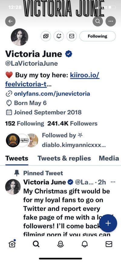 Watch ProFotoX's leaked NSFW photo on TwXstars