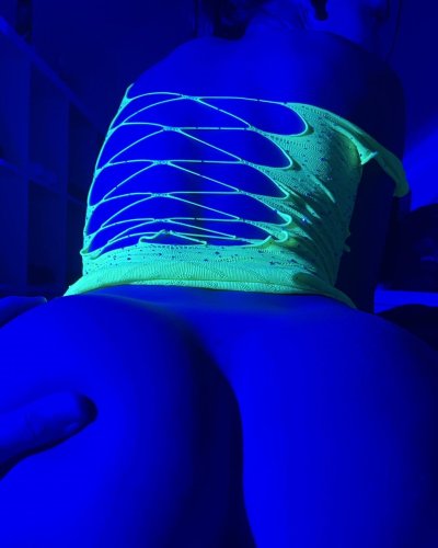 Watch Marnie Victoria's leaked NSFW photo on TwXstars