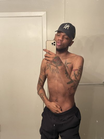 Watch 🦋's leaked NSFW photo on TwXstars