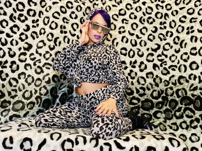 Watch TS Foxxy's leaked NSFW photo on TwXstars