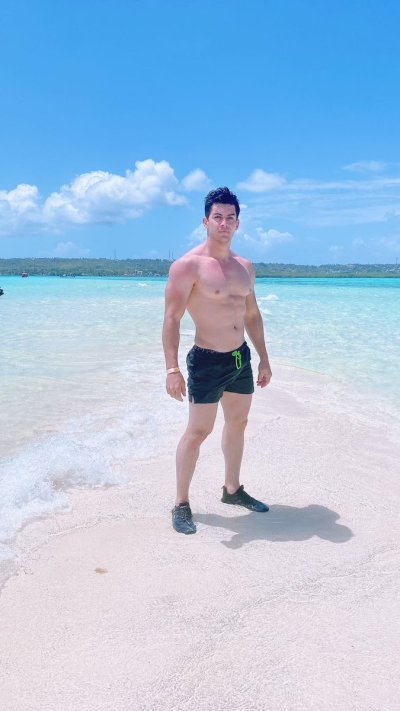 Watch Felipe Santoro's leaked NSFW photo on TwXstars