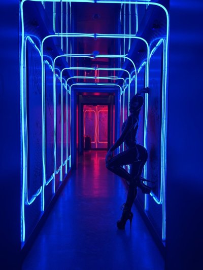 Watch Brooklyn Gray 🫀's leaked NSFW photo on TwXstars