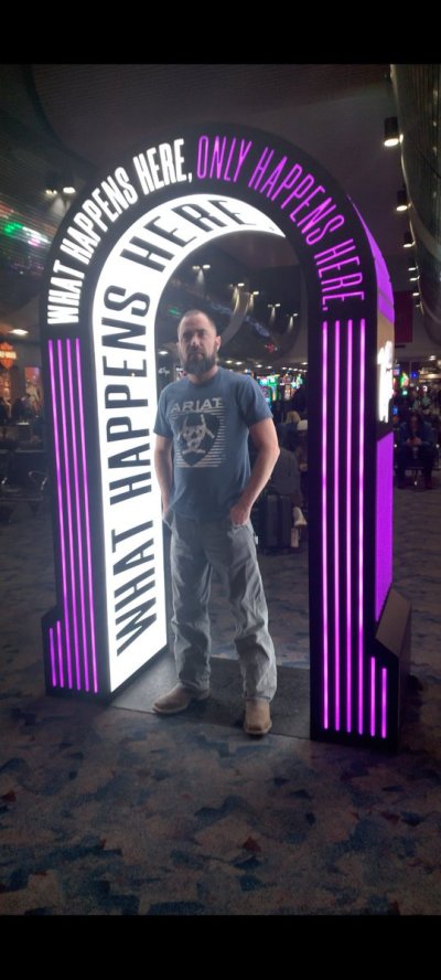 Watch hardworkertn's leaked NSFW photo on TwXstars