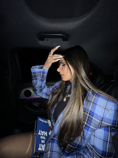 Watch Mia K.'s leaked NSFW photo on TwXstars