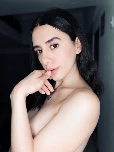 Watch Veggie ASMR's leaked NSFW photo on TwXstars