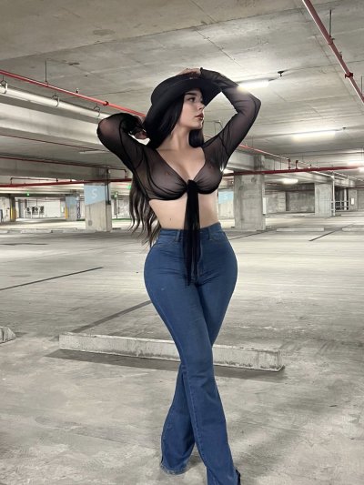 Watch nikki's leaked NSFW photo on TwXstars