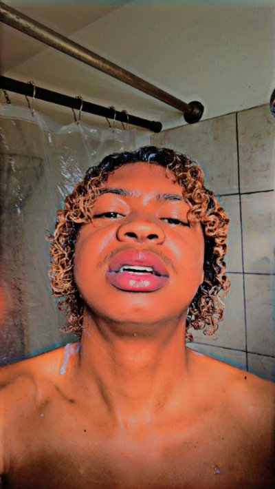 Watch Yazybeats👨🏾‍💻🏁's leaked NSFW photo on TwXstars